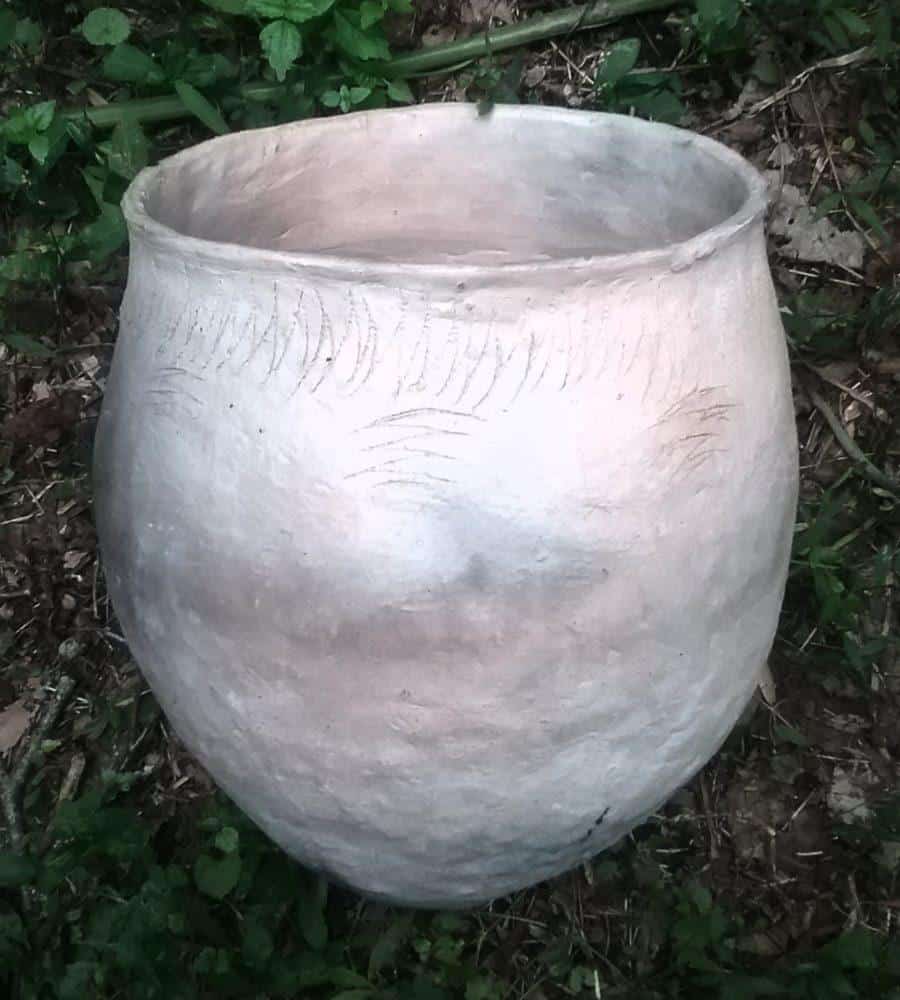 Jeff Kalin, prehistoric pot typical of Connecticut, 12'' x 9''.